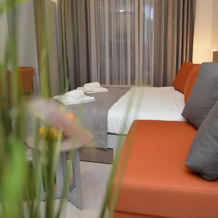 Milmari Future Gold *